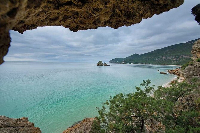 Luxury Private Arrábida Tour and Bacalhoa Palace With Exclusive Wine Taste - Arrábida Convent Visit