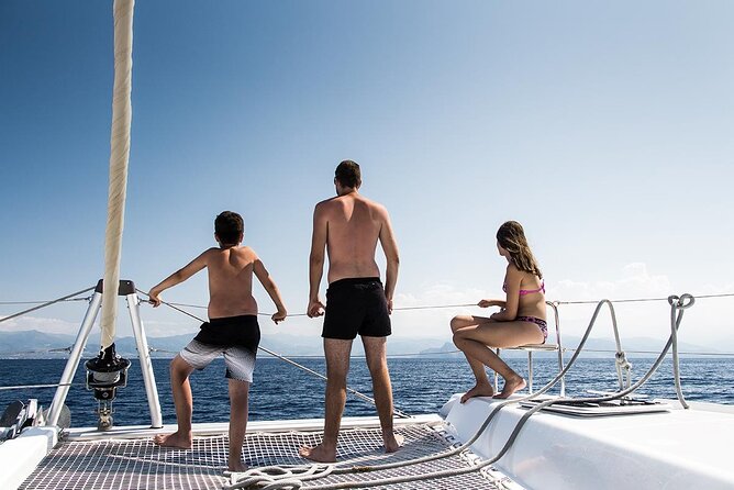 Luxury Santorini Sailing Cruise: Lunch, BBQ, Open Bar, Transfers - Activity Duration and End Location