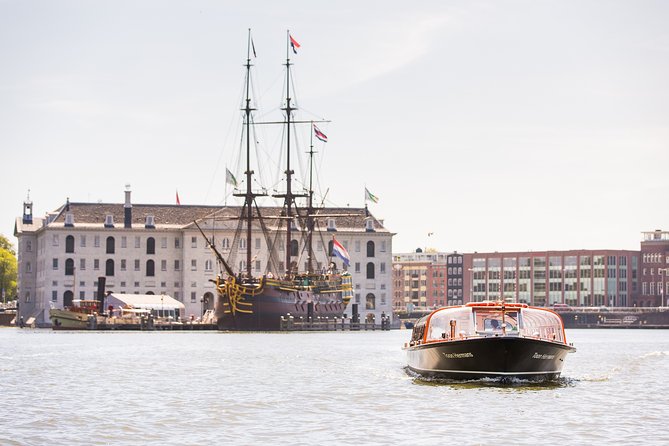 Madame Tussauds Amsterdam & 1-Hour Canal Cruise - Accessibility Information