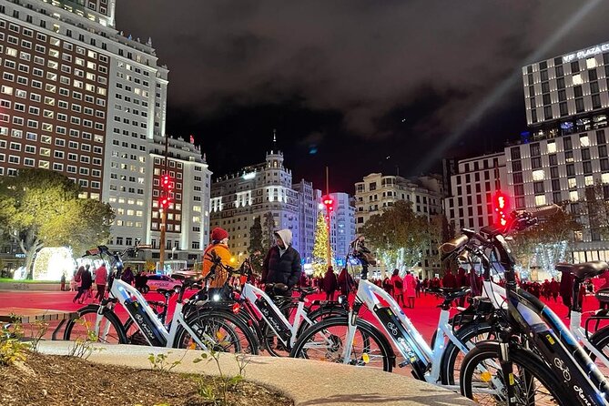 Madrid Christmas Lights Bike Night Tour - Bike Rental Details