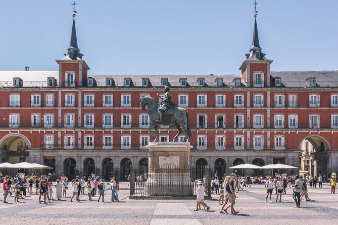 Madrid Masterpieces: Prado Museum & City Tour With Flamenco - Exploring Madrids Highlights