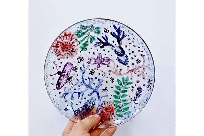Make Your Own Plate: Glass Workshop - Amenities and Inclusions