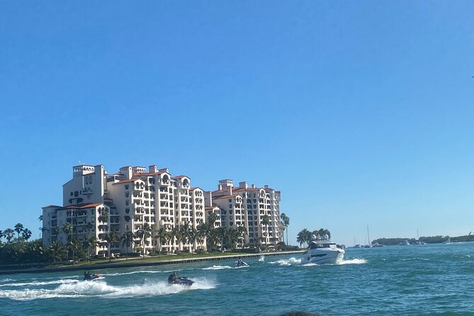 MIAMI: South Beach Cruise Millionaire Homes & Hard Rock Cafe Meal - Considering Alternatives
