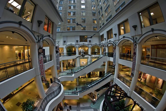 Montréal Downtown and Underground City Private Walking Tour - Cancellation Policy