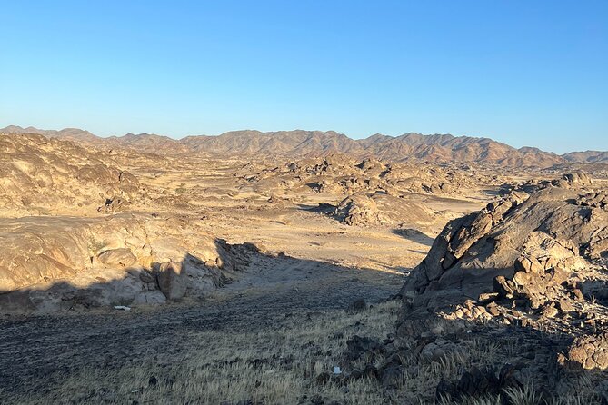 Moon Mountain Hike From Jeddah City - Memorable Moments on the Trail