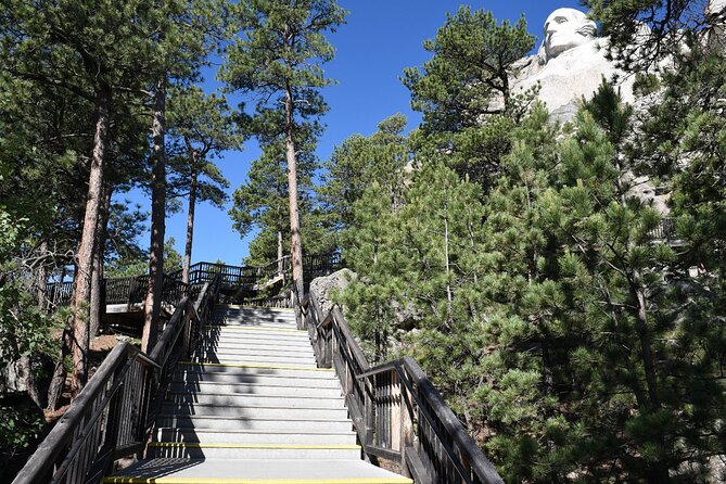 Mount Rushmore Self-Guided Walking Audio Tour - Sum Up
