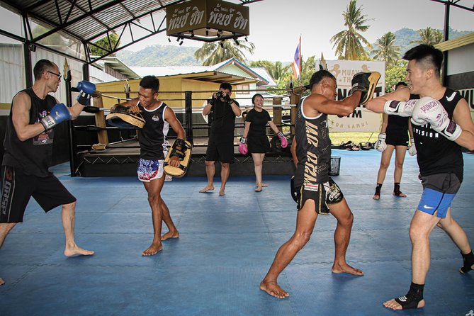 MuayThai Private Group - Group Size and Participation