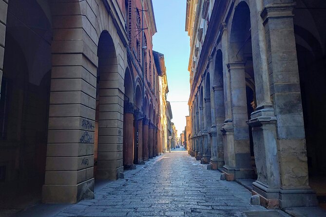 Murder Mystery in Bologna: Exploration Game and Tour - Booking and Pricing