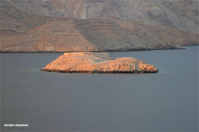 Musandam Khasab Day Trip and Dhow Cruise From Dubai - Dhow Cruise and Lunch