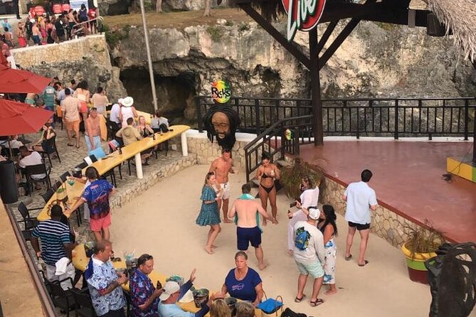 Negril 7MILE Beach and Ricks Café Day Tour & Souvenir Shopping - Explore Negril 7-Mile Beach