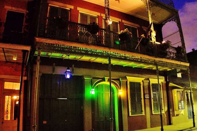 New Orleans History and Hauntings Tour - Discovering the Paranormal