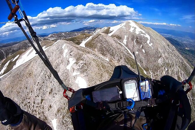 Paragliding Flight Over the Gardens of Ninfa - Accessibility and Considerations