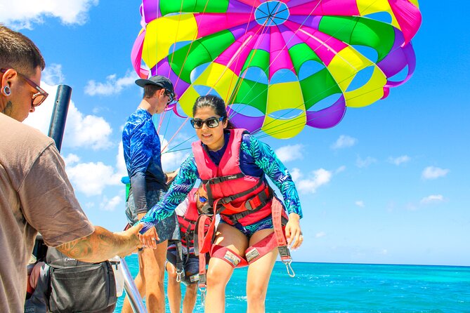 Parasailing Adventure in Aruba - Friendly Staff and Captured Moments