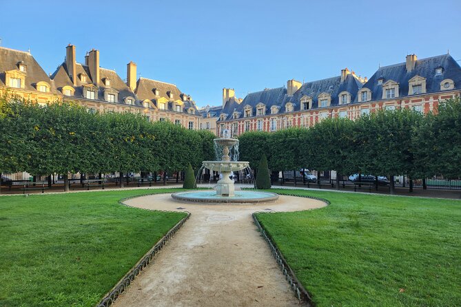 Paris Without People - Sunrise Bike Tour - Setting the Scene