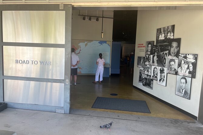 Pearl Harbor With USS Arizona, City Tour + Local Restaurant Lunch - Knowledgeable Guidance
