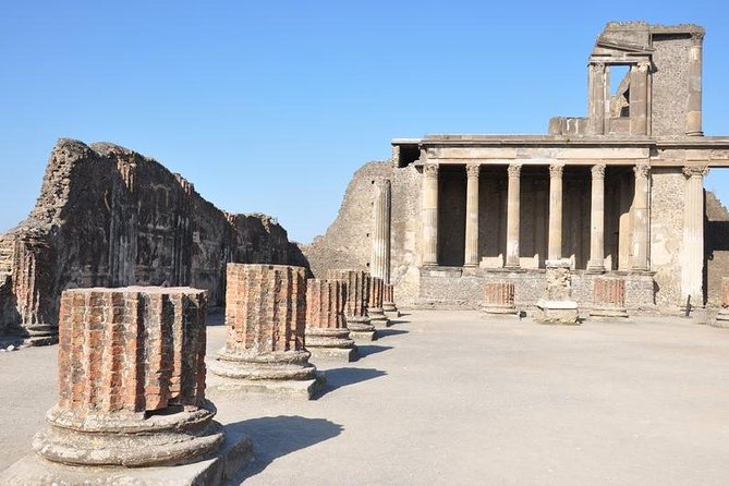 Pompeii Small Group With an Archaeologist - Skip the Line - Dedicated Customer Support