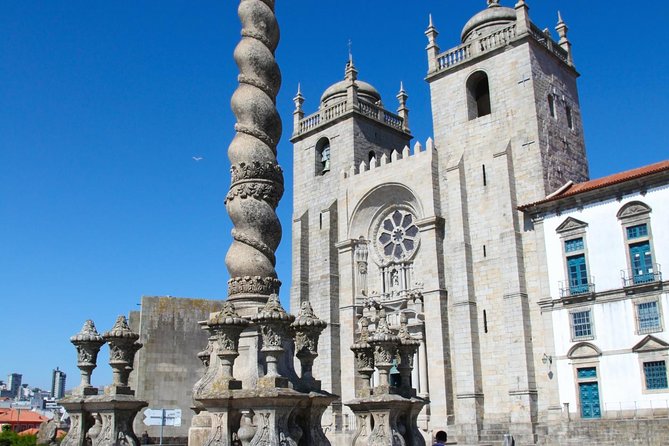 Porto City Tour With Wine Tasting - Exploring Portos Landmarks