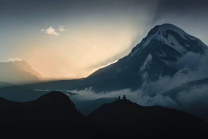 Private 1-Day Tour to Kazbegi & Gergeti Trinity Church - Payment and Cancellation