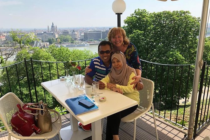 Private Budapest City Tour and Spa Review - Booking and Cancellation Policies