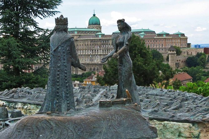 Private City Tour in Budapest 6 Hours - Accessibility and Transport