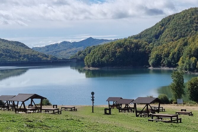 Private Day Tour to Historical Villages in Sinaia - Booking and Cancellation Policies