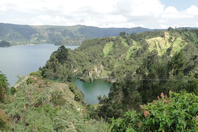 Private Day Trip To See The Wonderful Crater Lake Of Wenchi & Ancient Churches - Local Hot Springs