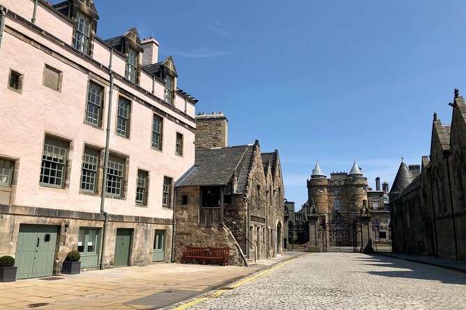 Private Edinburgh Walking Tour | Travel Buddies