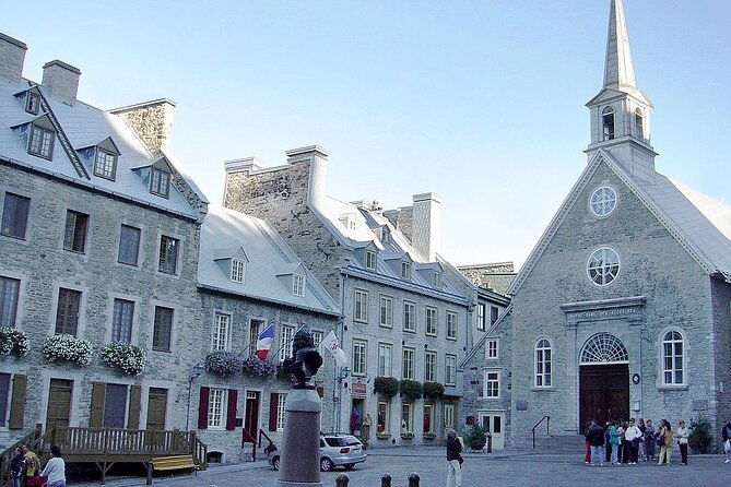 Private Full Day Tour From Montreal to Quebec and Montmorency Falls - Exploring Quebec City