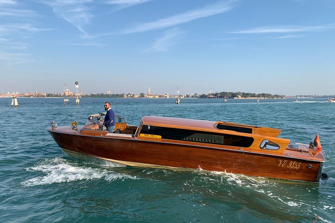 Private Grand Canal Boat Tour , Murano and Burano 6 Hours - Murano Glass Blowing