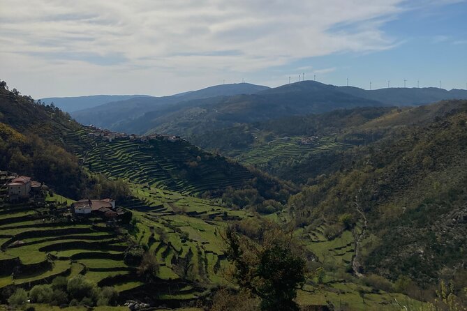 Private Hike Along the Lagoas De Grade Trail - Highlights of the Hike