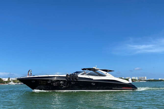 Private Luxury 60 Yacht Experience for up to 20 Guests - Yacht Quality and Amenities