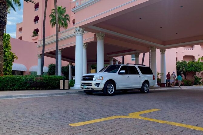 Private One Way Transfer From SJD Airport To Cabo San Lucas - Accommodating Stops and Car Seats