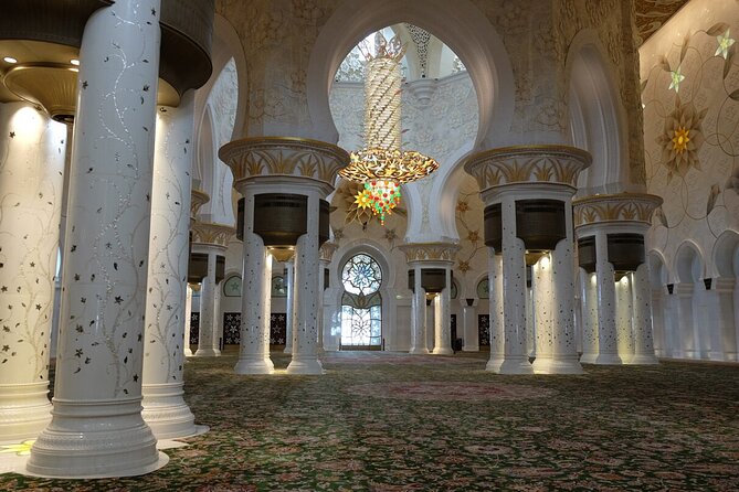 Private Sheikh Zayed Mosque Tour From Dubai - What to Expect on the Tour