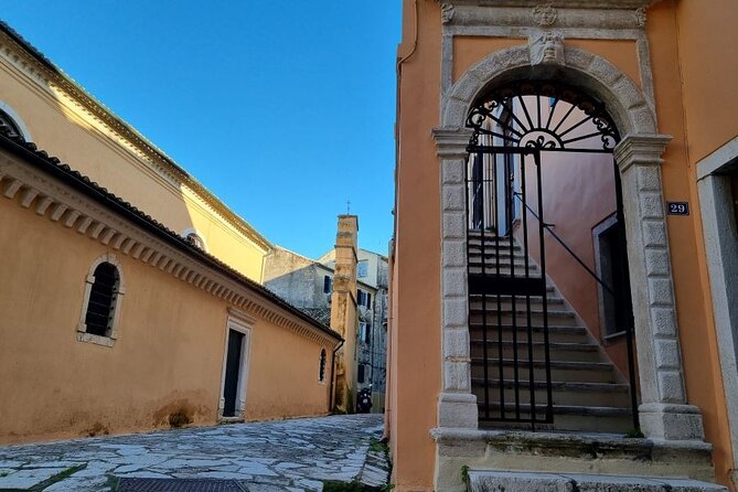 Private Small Group Corfu Town Tour - Discover Corfus Enchanting Beauty