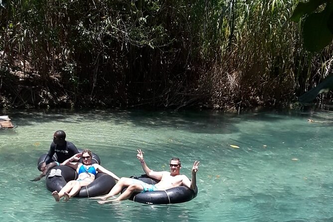 Private Tour From Ocho Rios To Dunns River Falls Tubing and Shopping - Ocho Rios Shopping