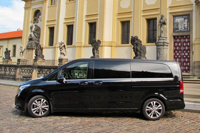 Private Transfer From Dresden to Prague - Vehicle and Amenities