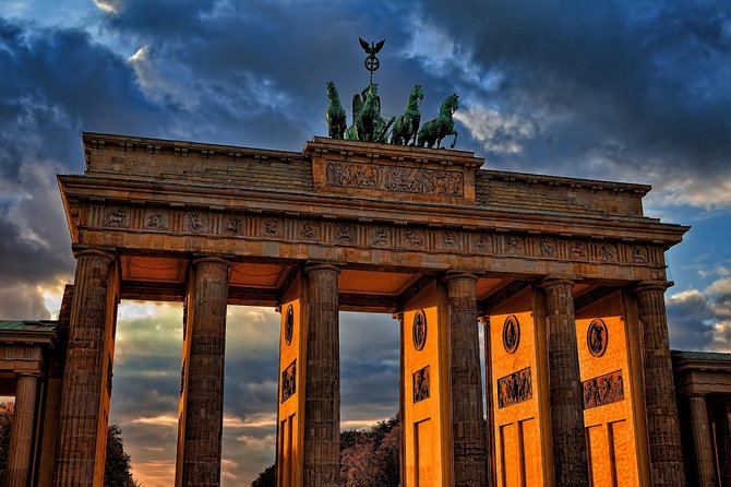 Private Transfer From Prague to Berlin With Meissen Porcelain Manufactory Stop - Exploring Meissen Porcelain