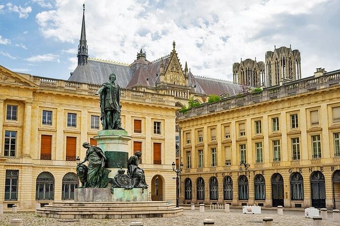 Private Transfer: Reims / Champagne to Paris Airport CDG by Van - Experience Customization