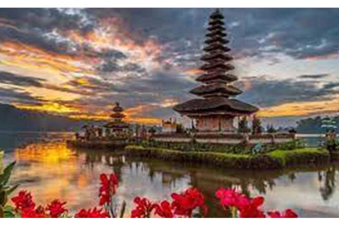 Private Ubud Day Trip With Handicrafts Shopping - Shopping in Ubud