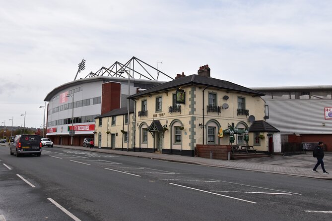 Private Welcome To Wrexham Half-Day Tour - Tips for a Great Experience