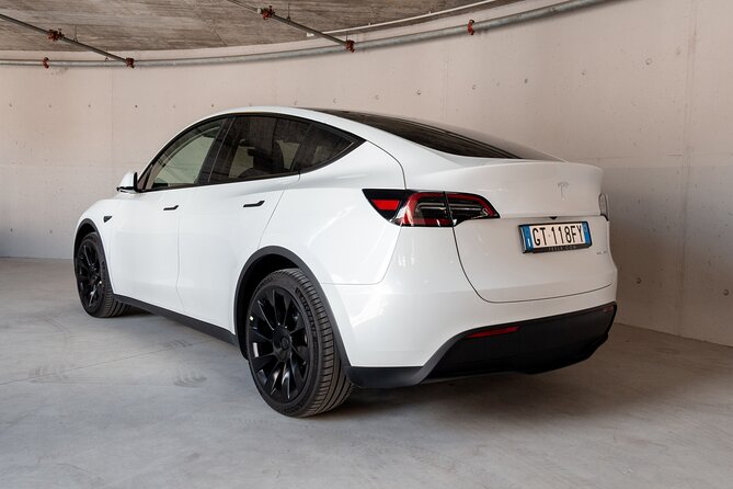 Rent Tesla Model Y LR - Additional Information