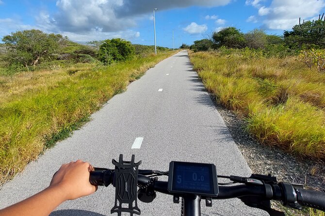 Road to San Nicolas Culture Heritage by Electric Bike Aruba - Exploring San Nicolas