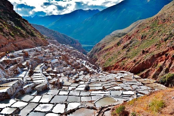 Sacred Valley Connection to Machu Picchu (2 Days) - Exploring the Sacred Valley