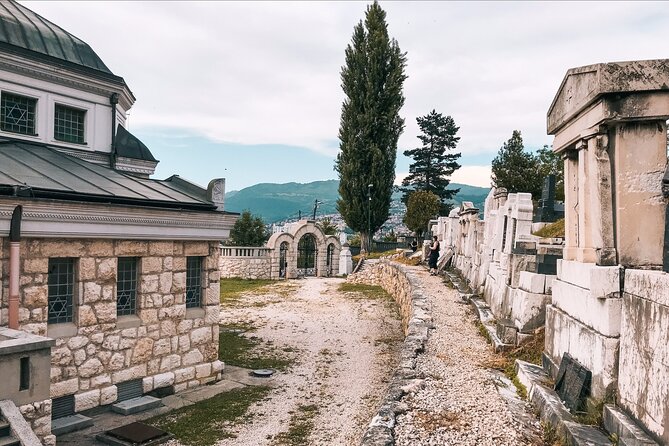 Sarajevo Jewish Tour - Professional Local Guides