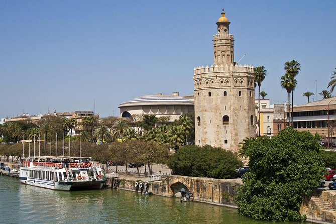 Seville Tour With Alcazar, Cathedral and Giralda From Granada - Transportation and Accessibility