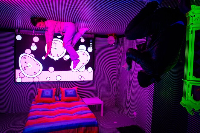 Shaqs Fantasy Lab - Food and Drink Options