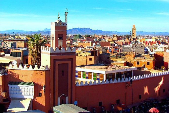 Shuttle From Marrakech Airport to Hotels // Riads Medina - Booking and Coordination