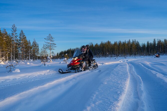 Small-Group Snowmobile Experience in Rovaniemi - Group Size and Exclusivity