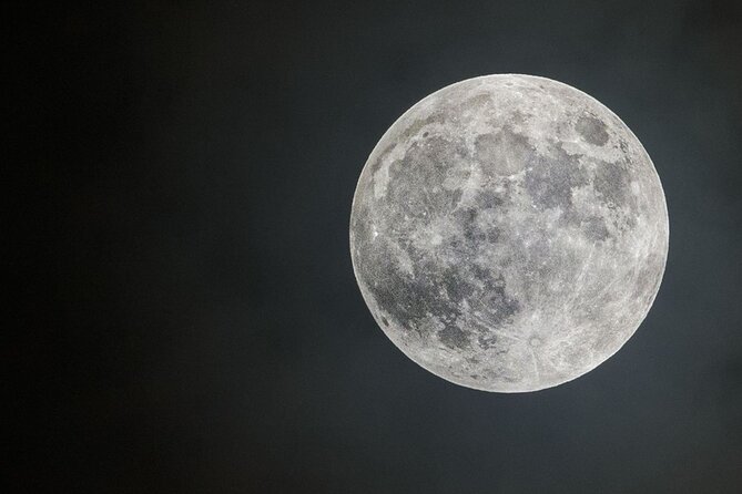 Stargazing and Moonlight Experience - Observing the Moonlit Landscape