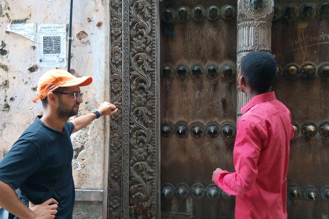 Stone Town Historical and Cultural Walk With Ally Jape - What to Expect During the Tour
